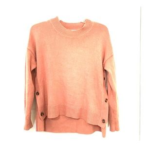Rose pink sweater with buttons on the side